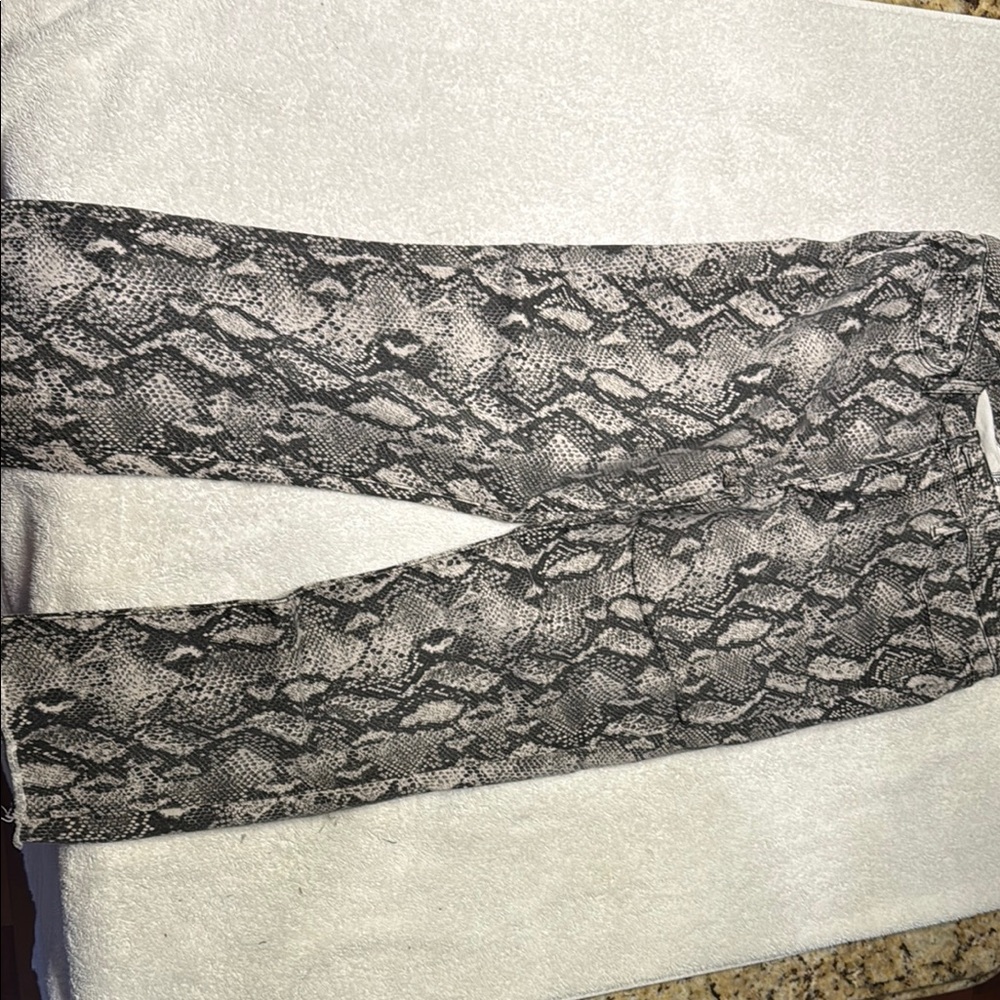 Paige Hoxton slim Snakeskin Print Pants